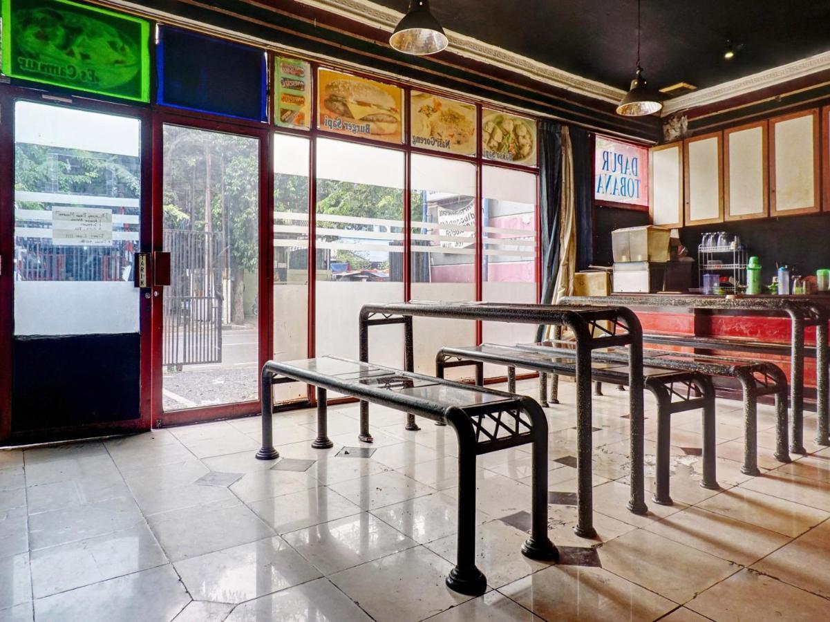 Oyo 90702 Wisma Tobana Kebayoran Mencil Ngoại thất bức ảnh